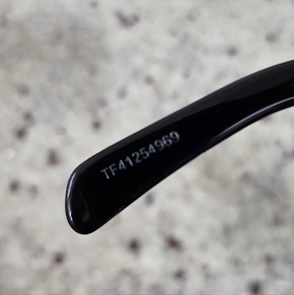 Celine Dark Frame Sunglasses - Picture 9 of 11